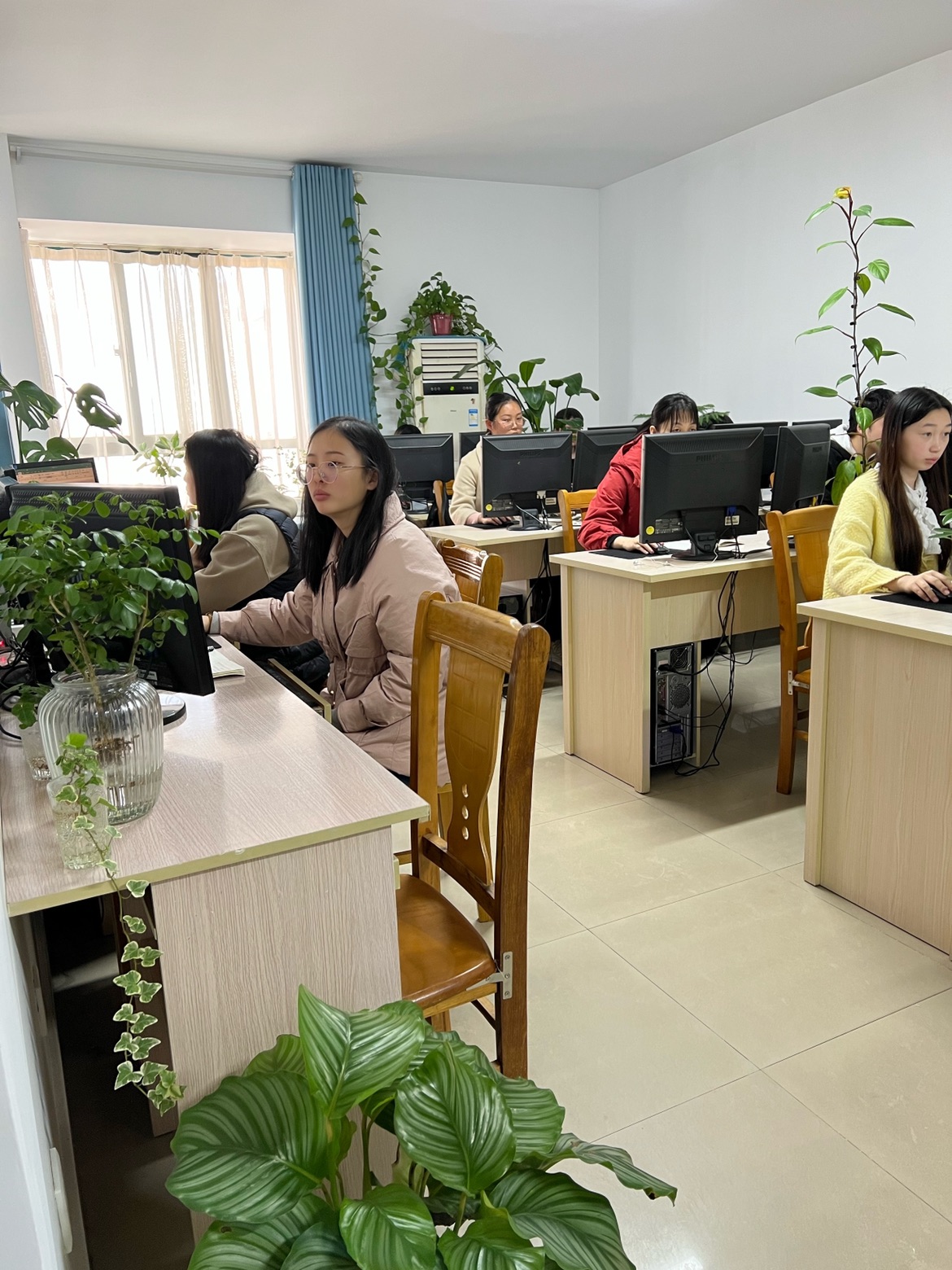 設(shè)計培訓(xùn)與教育咨詢的雙贏之道 創(chuàng)新服務(wù)與持續(xù)學(xué)習(xí)的關(guān)鍵步驟